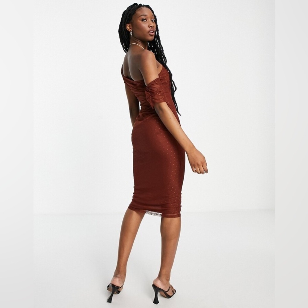 NWT 🆕 ASOS Curve fallen shoulder ruched textured mesh Midi Dress Womens size 14